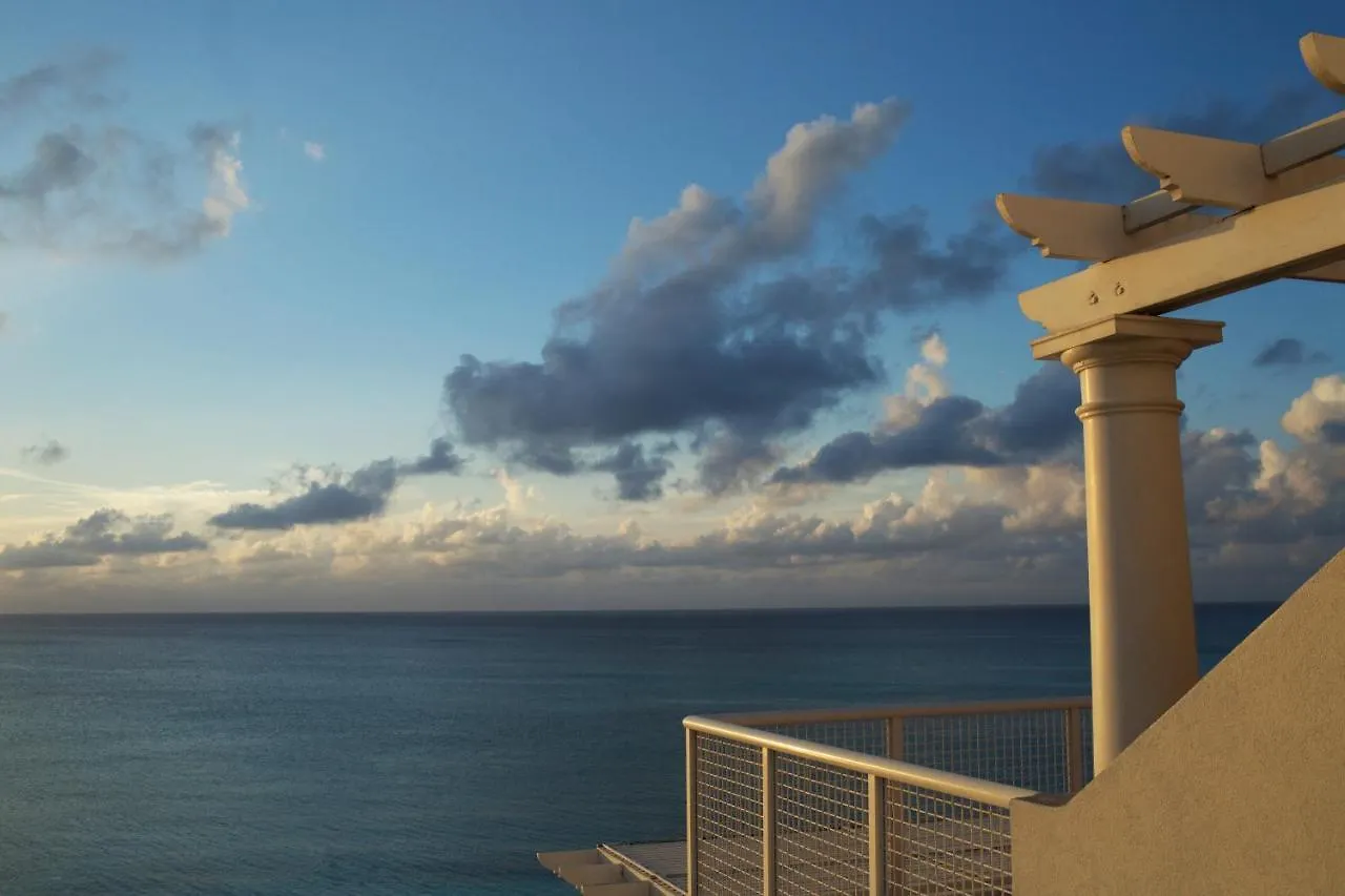*****  Palm Heights Hotel George Town Kajmán-szigetek