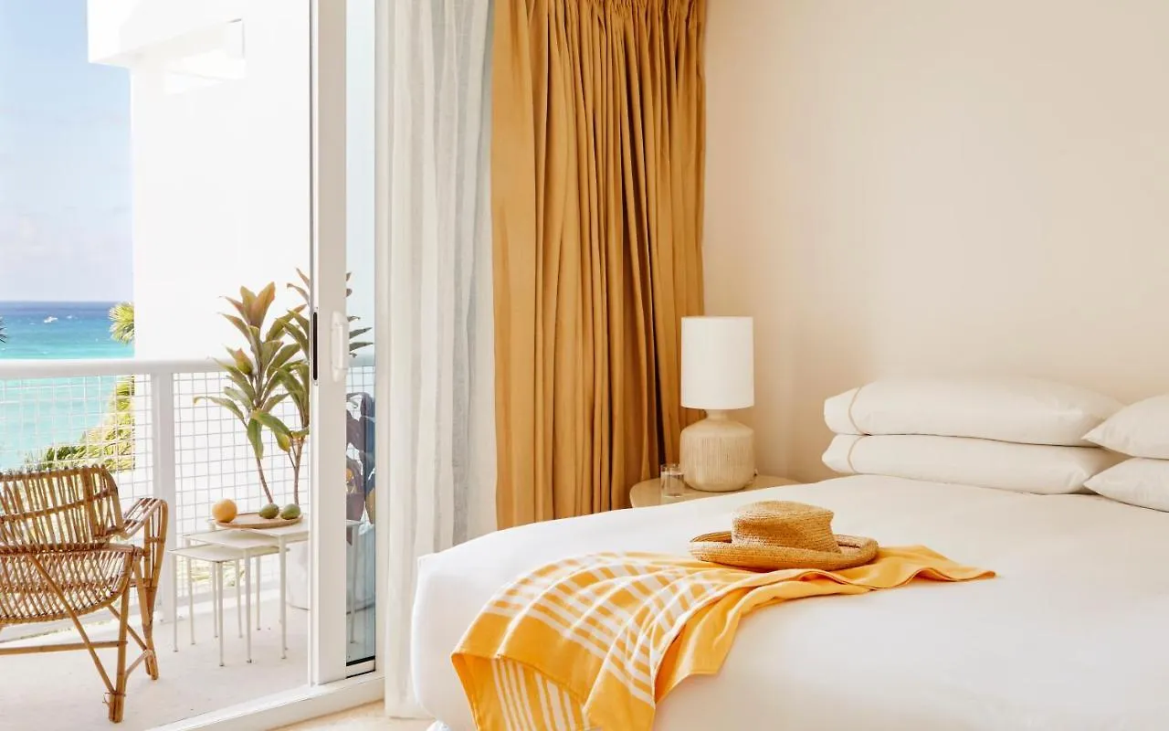Palm Heights Hotel George Town